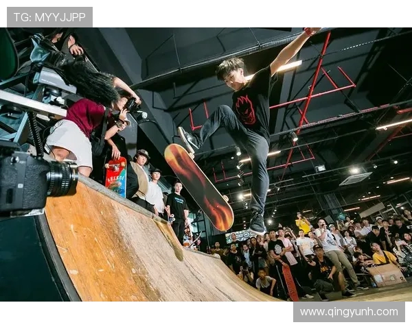 深圳飞盘队在世界滑板锦标赛中的辉煌突破与成长故事