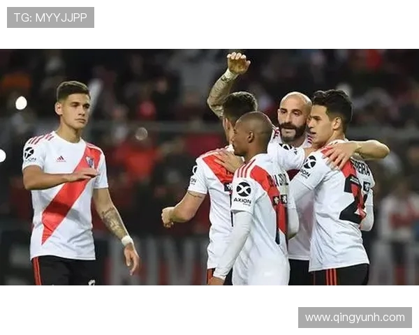 克鲁塞罗与河床对决结果揭晓比赛精彩瞬间回顾